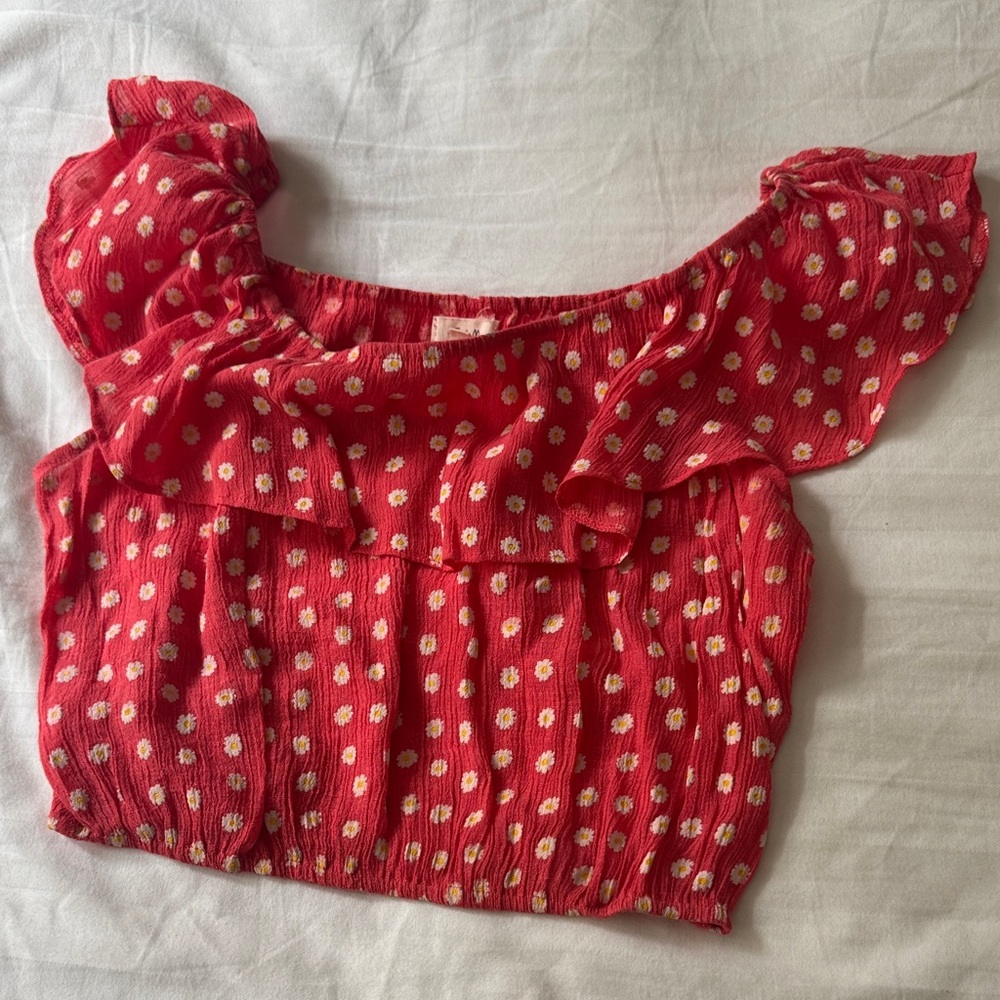 Red Floral Ruffle Top - Picture 6 of 6
